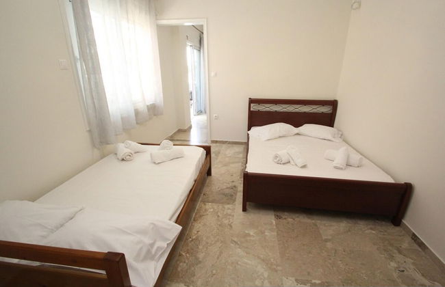 Nikolas Marios by Frangki - Foto 2