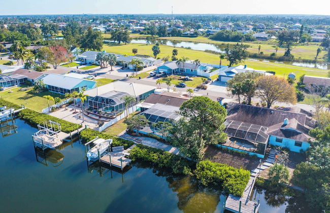 Waterfront Pool House w/ Heated Pool! - Foto 46