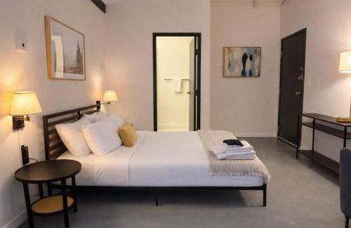 Westown Studio Apt Near Fiserv, Baird, and Theater District - Foto 13