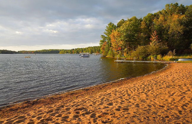 Sandys Beach House - Photo 1