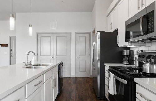 LUX 2B2B Apt Near Heart of Austin with Pool & Parking - Foto 29