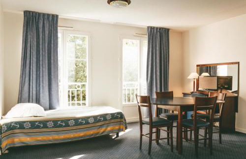 Terres de France - Appart'Hotel La Roche-Posay - Foto 11