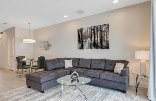 3 bedrooms pool home Hidden Forest - Photo 8