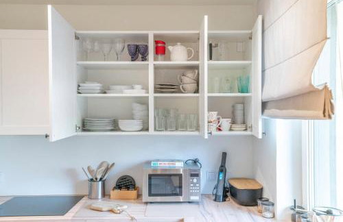 Elegant apartment with private garden, AC and garage, near airport - Foto 32