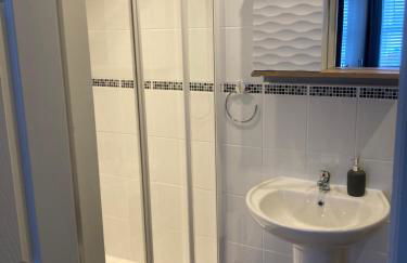 Hopefield Premium Holiday Home Portrush Sleeps 10 4 bedrooms - Foto 18