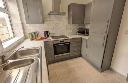 Spacious Bungalow in St Helens, 1-Min Drive to Carr Mill Bridge - Foto 50