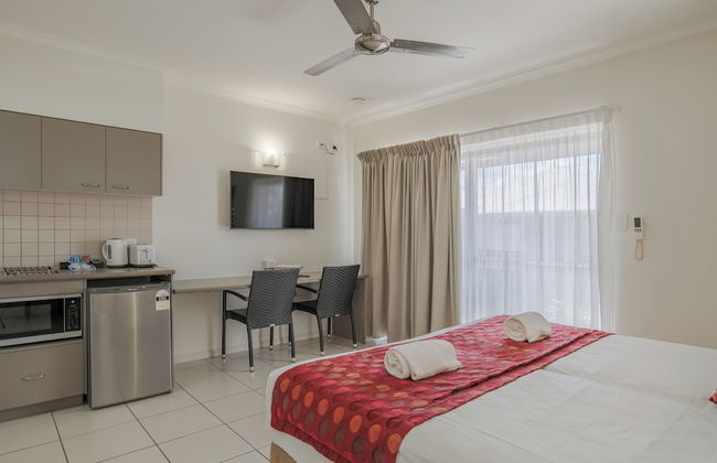 Southern Cross Atrium Apartments - Photo 7