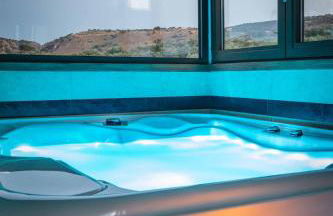 Villa Staras - With Private Heated Pool & Jacuzzi - Foto 6