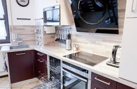 Moderne 3-Zimmer-Wohnung im Zentrum- Tiefgarage inklusive, Smart-TV, Shopping & Sightseeing ums Eck - Foto 17