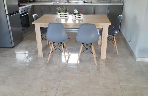 Tom's House - Photo 24