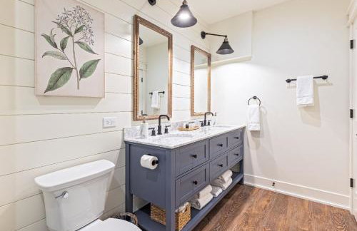 Kildahl House - Boutique Farmhouse Suite #4 - Photo 12