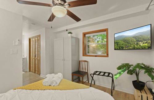 Cozy Mountain Chalet With Hot Tub Outdoor Movie Screen And Fire Place - Foto 36