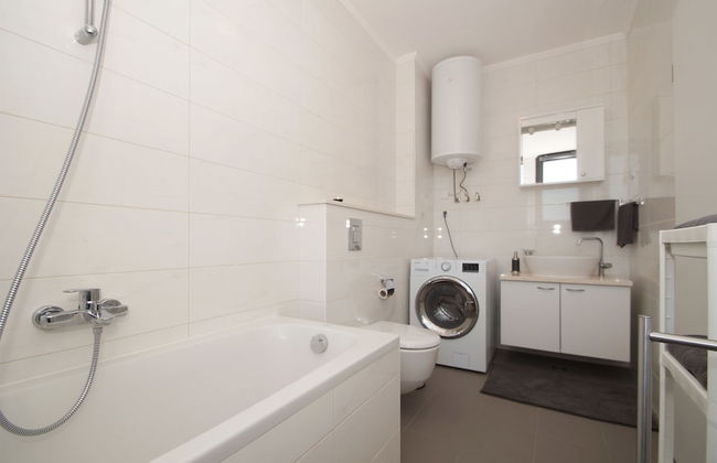 White Cloud Apartments - Photo 30