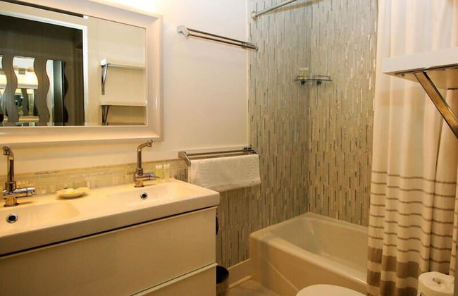 141 Capt. John Fripp Villa First-floor Unit Located in the Heart of Fripp Island - Foto 12