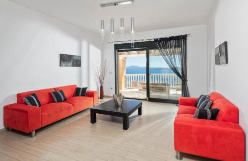 Anna Nissaki - Photo 18