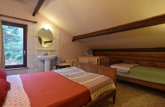 Family Villa With Garden - Photo 9