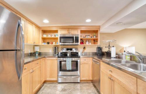 Stay Portland - Private Underground Getaway - 92 WalkScore - Foto 11