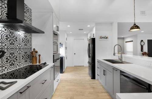 Tropical Dream House in Plantation 3 Bedroom Home with Pool - Foto 15