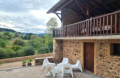 Charmant gîte avec terrasse et animaux acceptés à Belmont-de-la-Loire - FR-1-496-305 - Foto 27