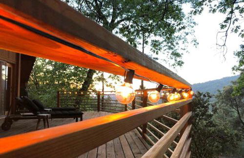 Luxury Camping Cabin with an Indoor Fireplace in Idyllwild, California - Foto 1