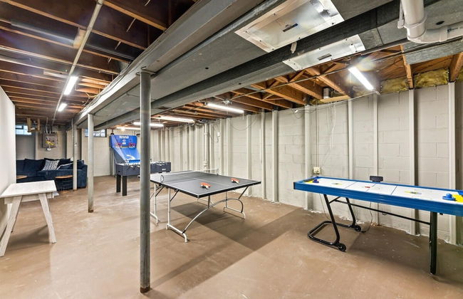 Brew City Game Room Fenced Yard Sleeps 13 - Foto 4