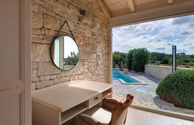 Beautiful Villa With Garden, Private Heated Pool, Whirlpool, Sauna, Near Rovinj - Foto 2