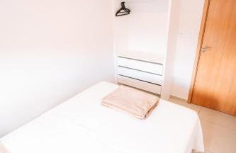 Apto 2 Quartos Novo e Super Confortável - Foto 10
