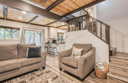 Elderberry Bluejay Location Goals Tub Time - Photo 53