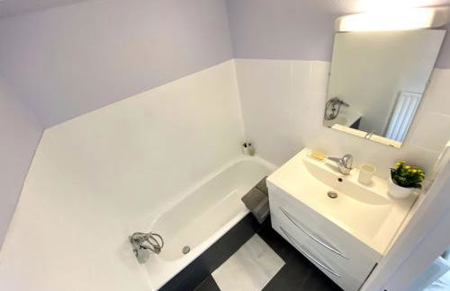 Studio with terrace and sea view, 10 min to the beach - Foto 10