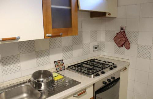 Whole apartment in Villa surrounded by green - Foto 38