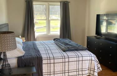 Hiker's Retreat modern 3 bedroom home with 2 baths - Foto 1