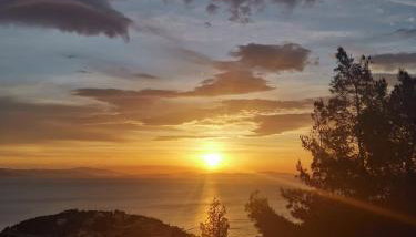 Newly Renovated Villa with Panoramic Sea Views - Foto 2