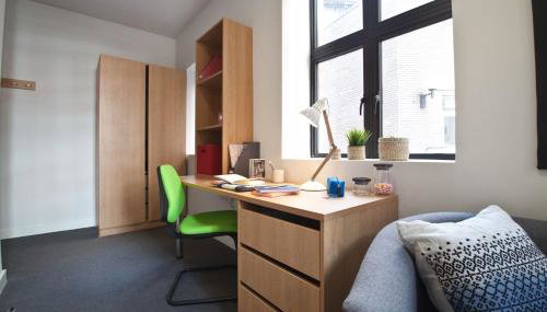 For Students Only - Algernon Firth in Leeds - Foto 3