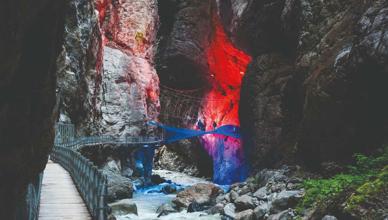 Visitando o Glacier Canyon de Grindelwald