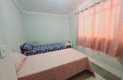 CASA - localizada no centro de Campo Grande - 2 quartos com ar e garagem para 2 carros - Foto 37