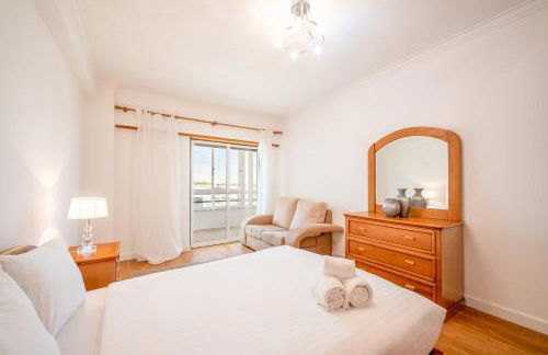 GuestReady - Caparica Beach Lover's Dream - Foto 17