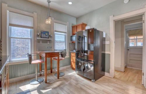 6BR Spacious Bay View Duplex, Sleeps 12, Near DT - Foto 16