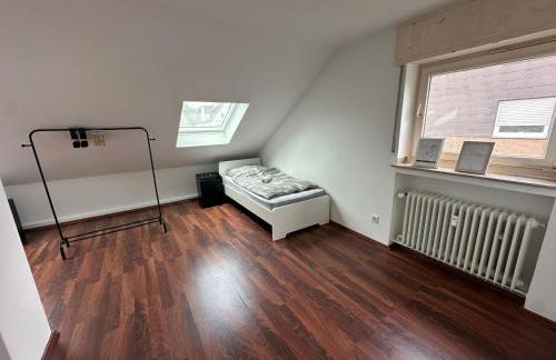 MODERN, VOLLAUSGESTATTET, GROßER PARKPLATZ, 6 ZIMMER - Foto 19