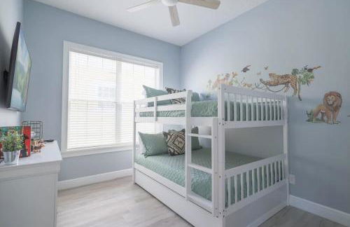 Luxurious Pool Home Overlooking Golf Course - Foto 26