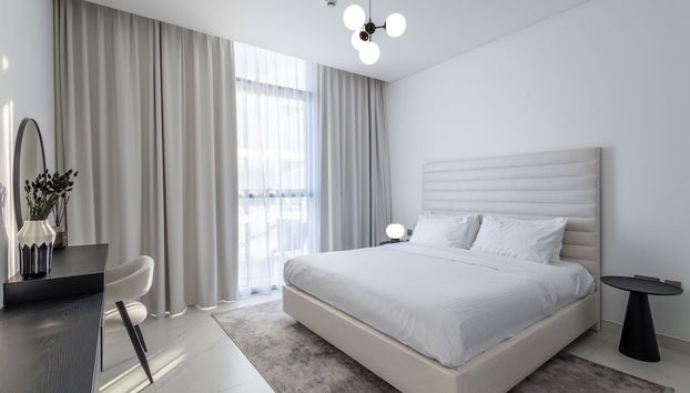 SuperHost - Serene 1BR in District One With Artificial Beach - Foto 4, Habitación