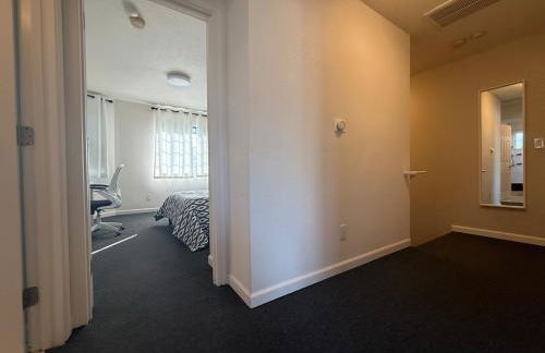 Cozy 4bed home close to everything around SF - Foto 25