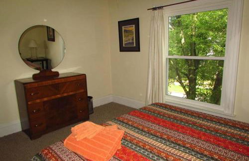 Falls Retreat - Walk to the Falls, the Casino and all Downtown Restaurants - Across from the Aquarium - Photo 9