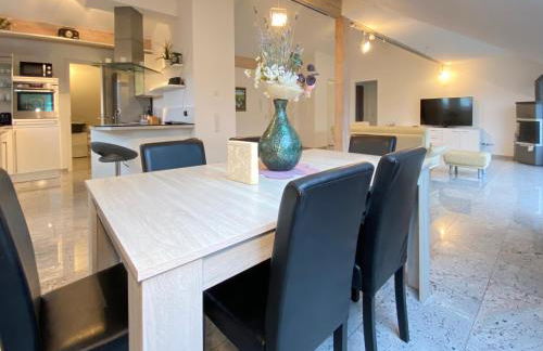 4 Zimmer Apartment, 125 qm, ruhig und zentrumsnah, max 5 Pers, Dachterasse, Garage, 1000 MBit - Foto 12