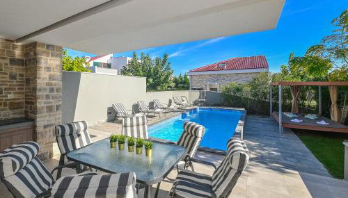 Villa Dana & Thalia - Private Pool - Foto 4, sunbed