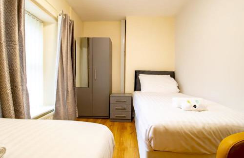 Spacious Well Equipped Flat - Pass the Keys - Foto 12