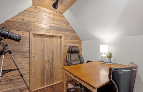 Luxury Riverfront Retreat Hot Tub, Game Room, Gym - Foto 44