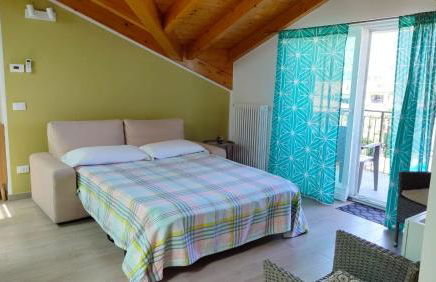 Dreaming Feriolo - mansarded apartment by Danilo Apartments - Foto 8