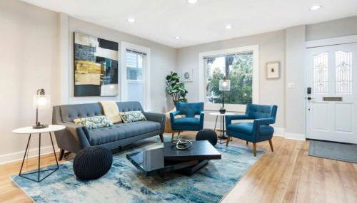 The Auric Door Inn on N Mississippi - Photo 3