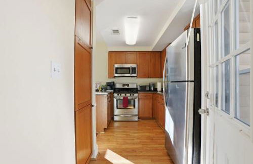 DC Area Bungalow Near Shops and Dining home - Foto 12