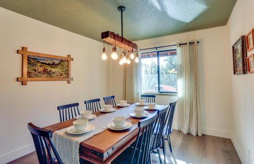 Pet-Friendly Escape w/ Game Room & Fire Pit! - Foto 8